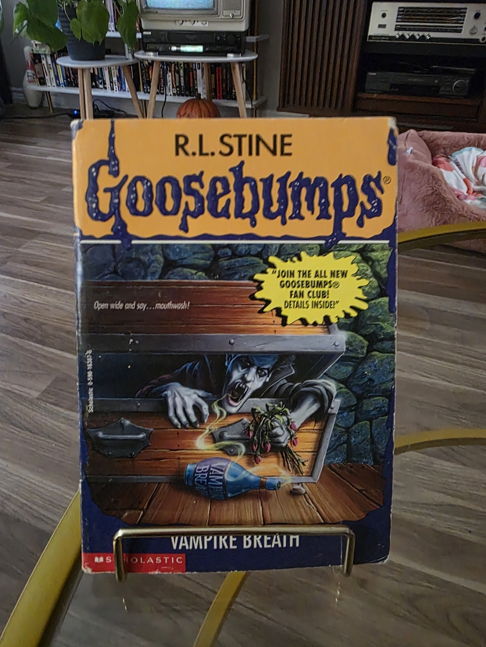 R.L. Stine Goosebumps: Vampire Breath - #49 1st Scholastic Printing